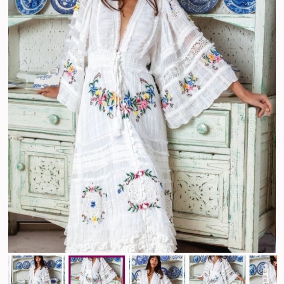 FillyBoo Dress - Picture 3 of 5